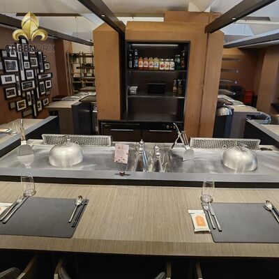 Ristorante Pesante 8KW Potenza 11 posti Grado alimentare Speciale Acciaio Legato Teppanyaki Grill Table